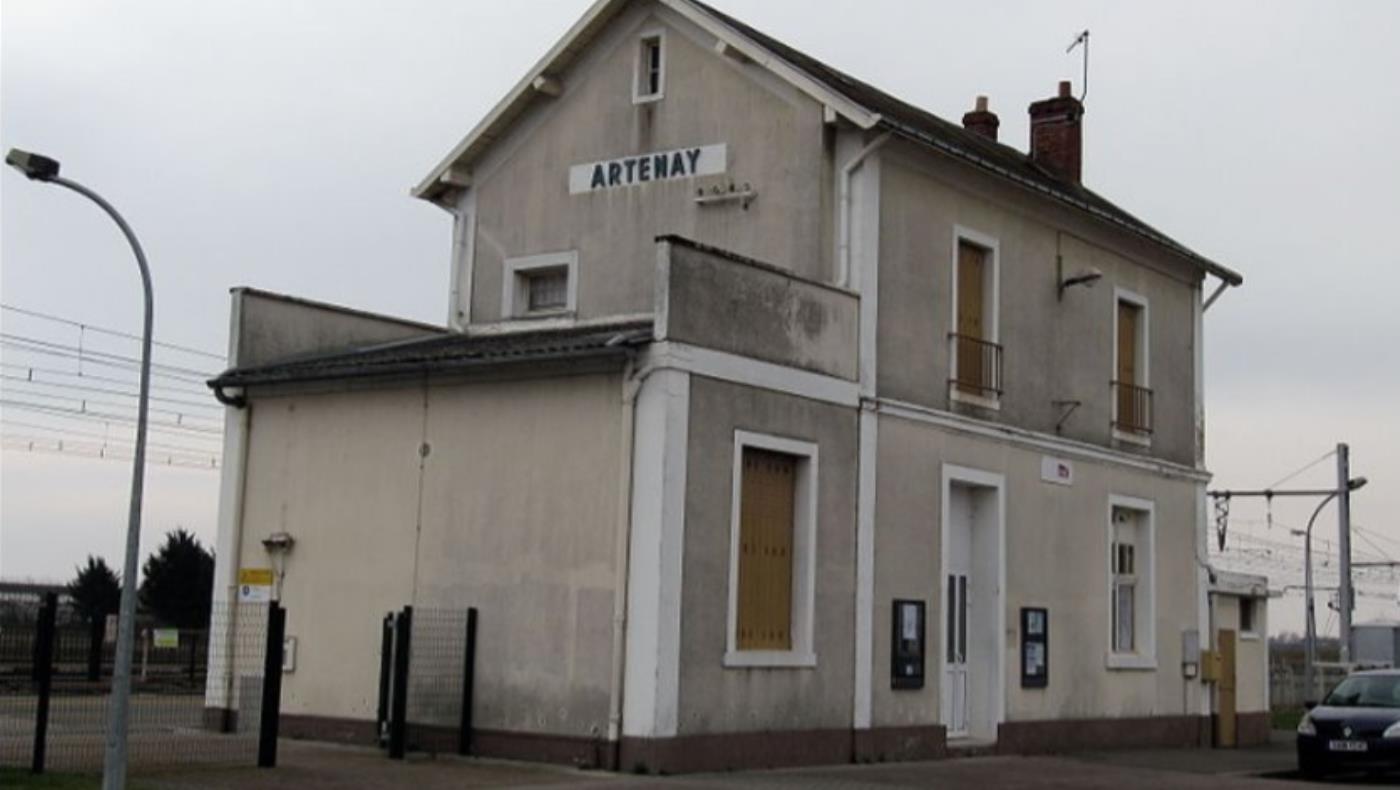 Gare d'Artenay